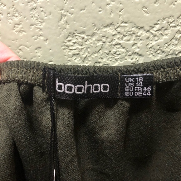 NWT Boohoo Size 14 Green off the shoulder top/pant - Picture 6 of 9